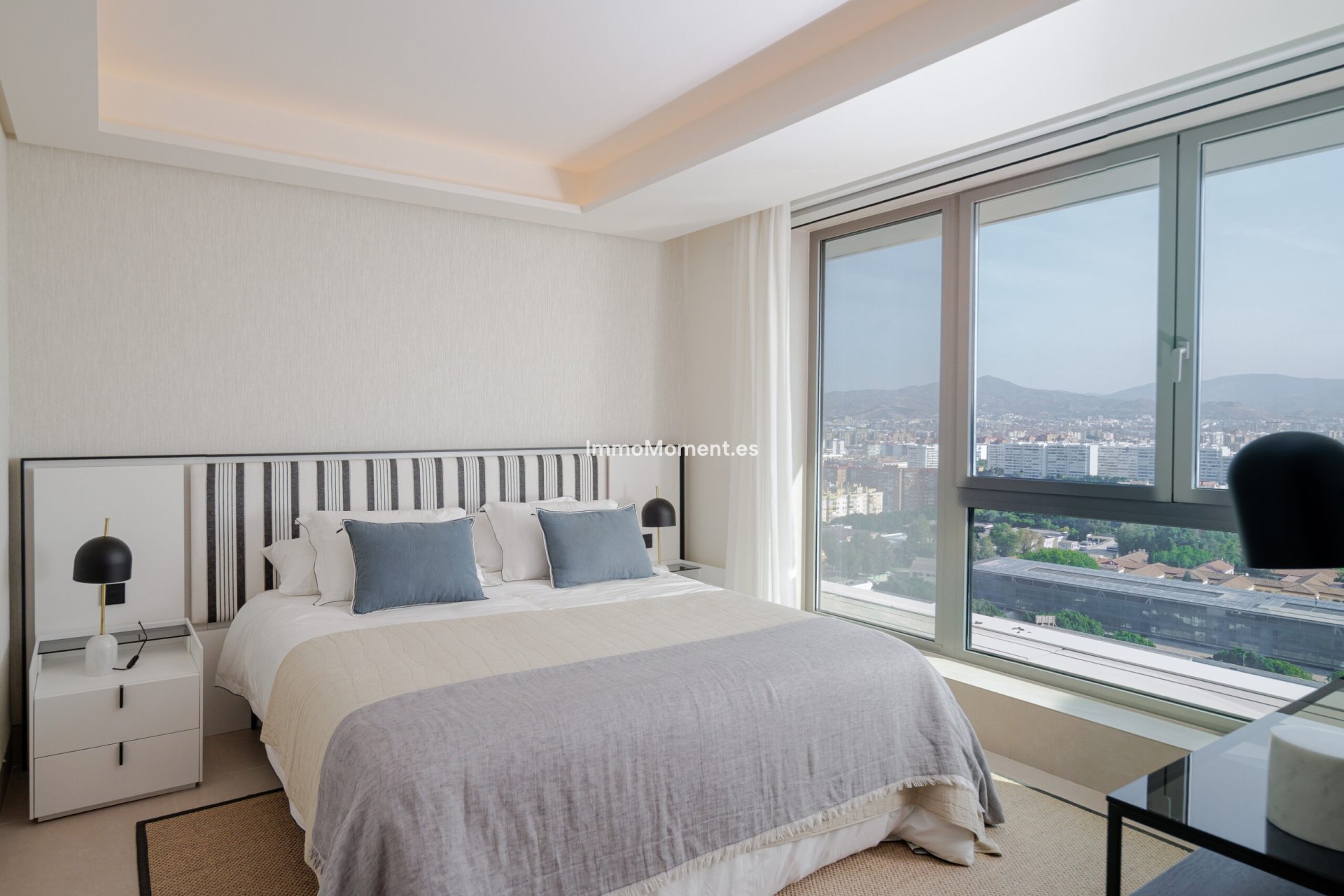 Obra nueva - Apartamento - Málaga