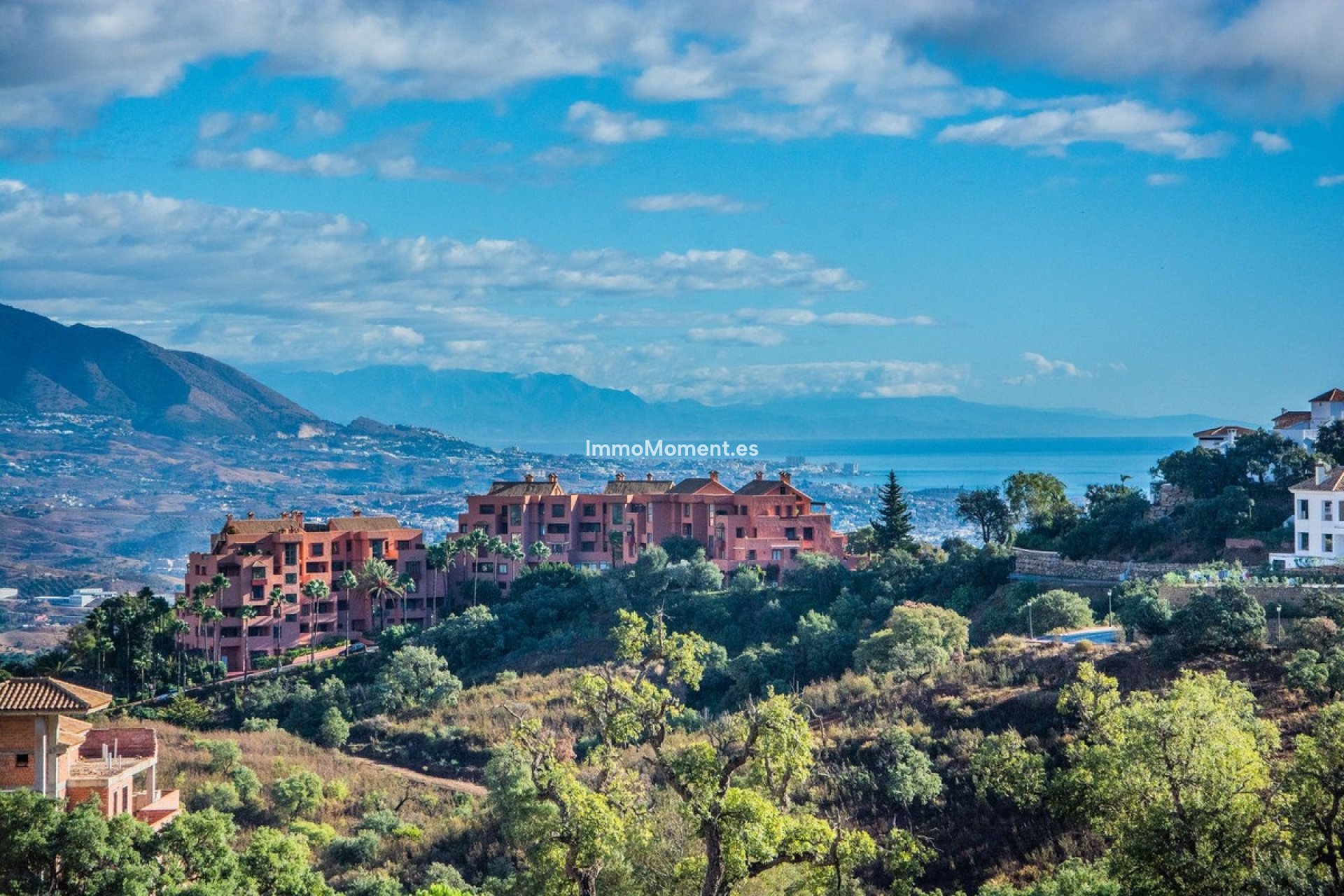 Obra nueva - Parcela - Marbella - La Mairena