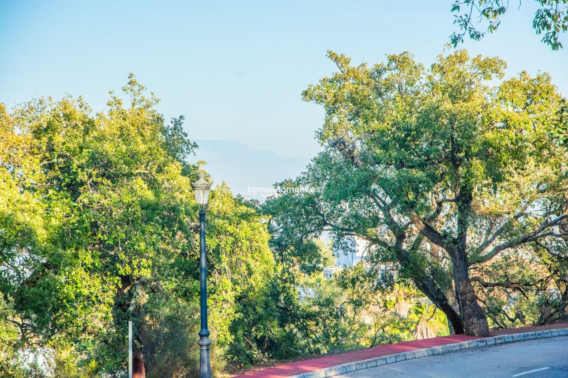 Obra nueva - Parcela - Marbella - La Mairena