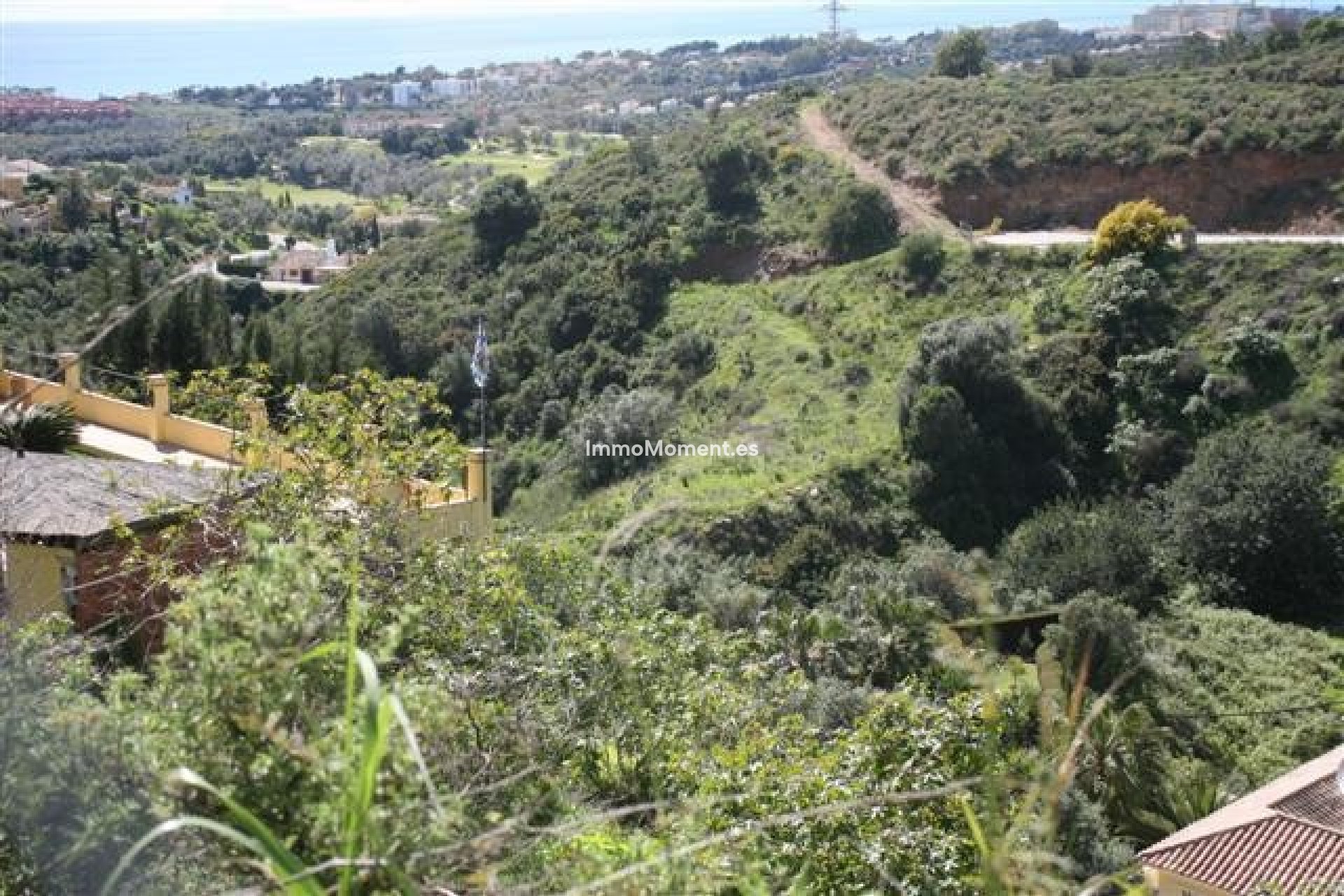 Obra nueva - Terreno - Marbella - El Rosario