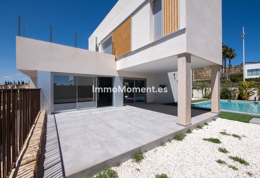 Obra nueva - Villa independiente - Algorfa