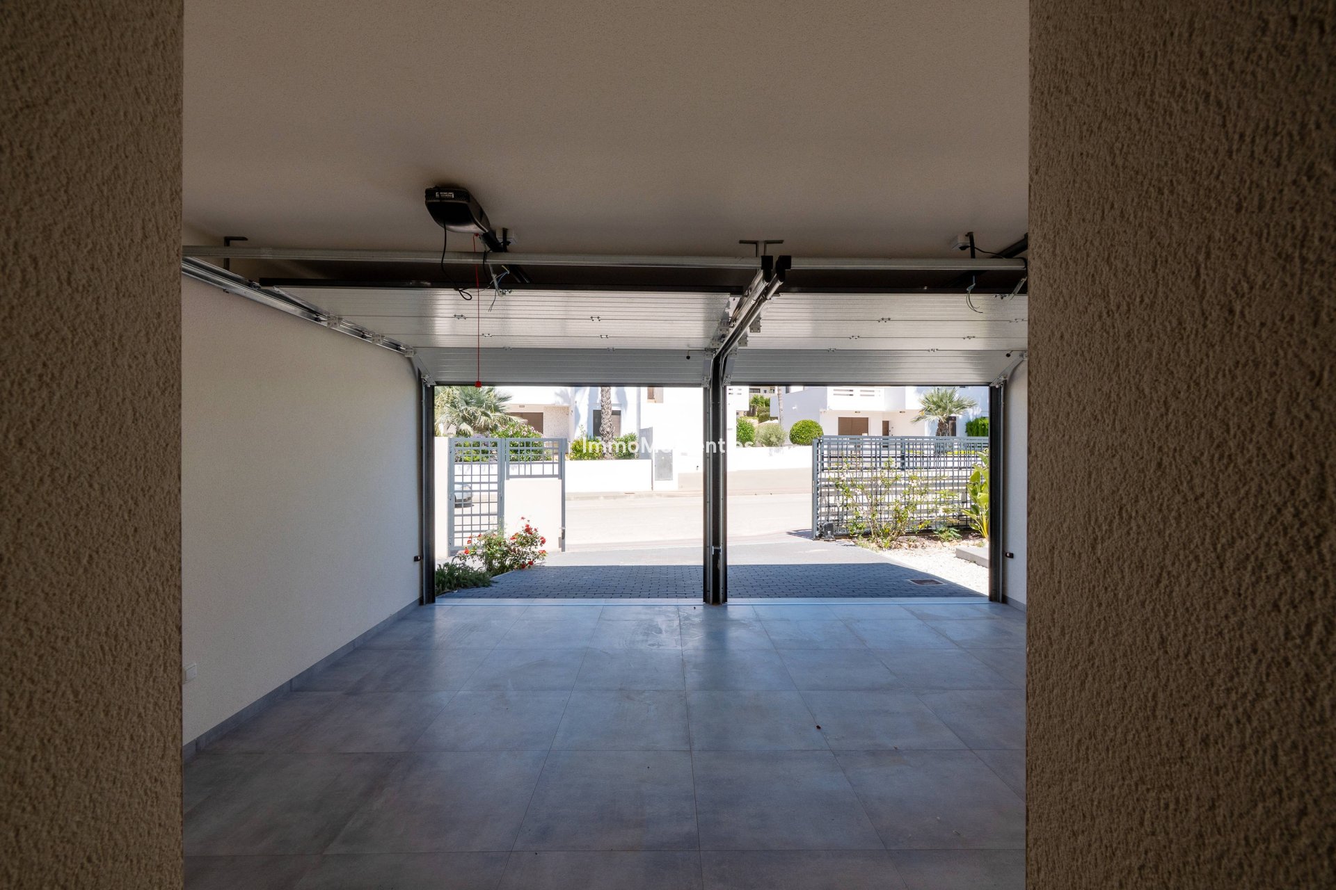 Obra nueva - Villa independiente - Algorfa