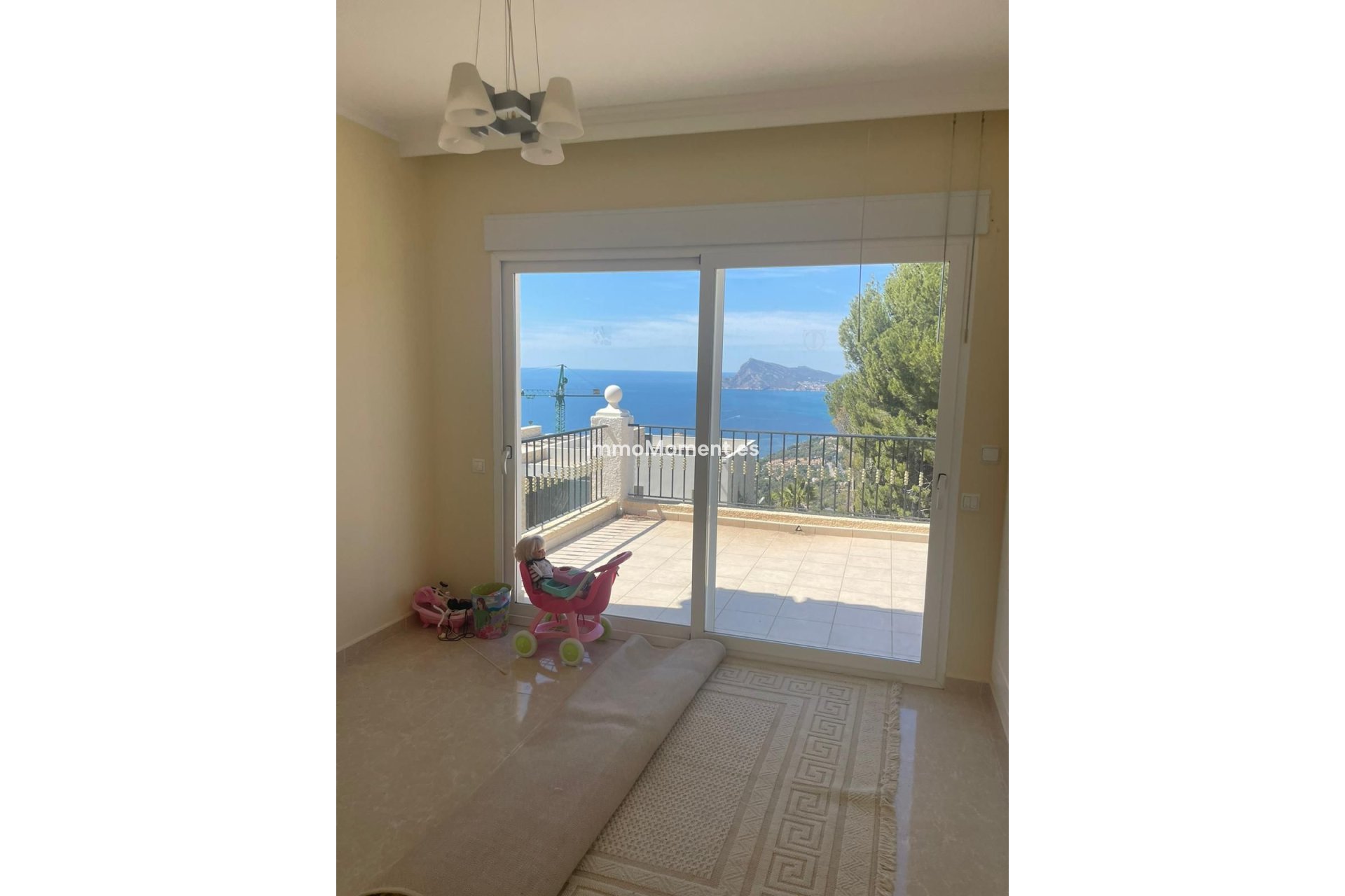 Obra nueva - Villa independiente - Altea