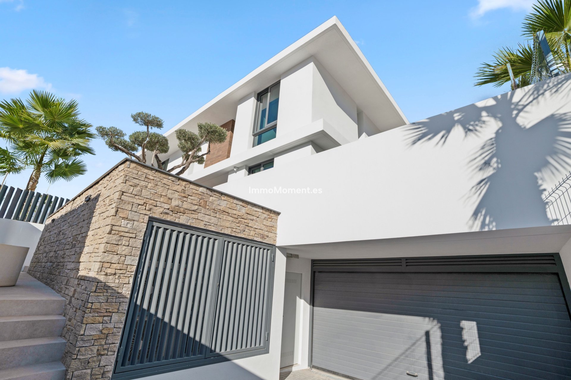 Obra nueva - Villa independiente - Benidorm