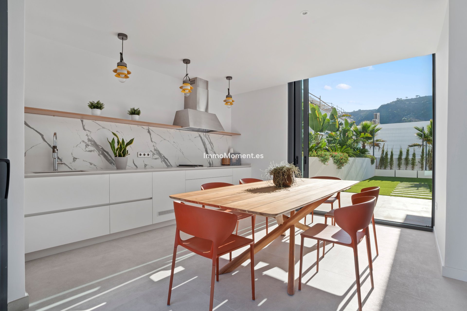 Obra nueva - Villa independiente - Benidorm