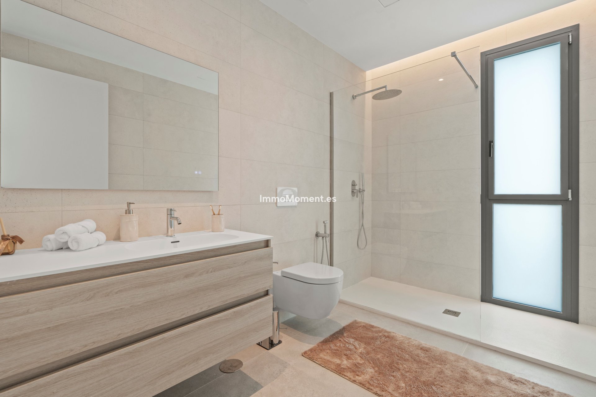 Obra nueva - Villa independiente - Benidorm