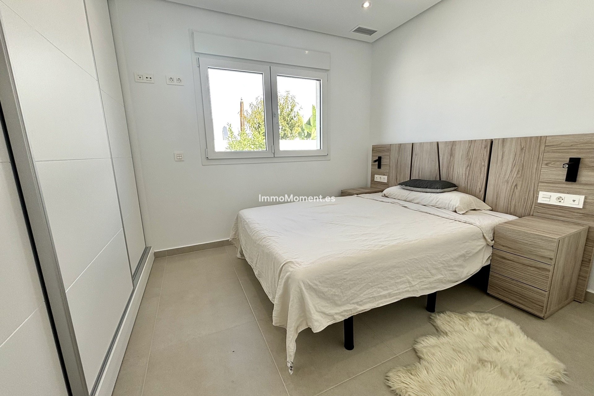 Obra nueva - Villa independiente - Benijofar