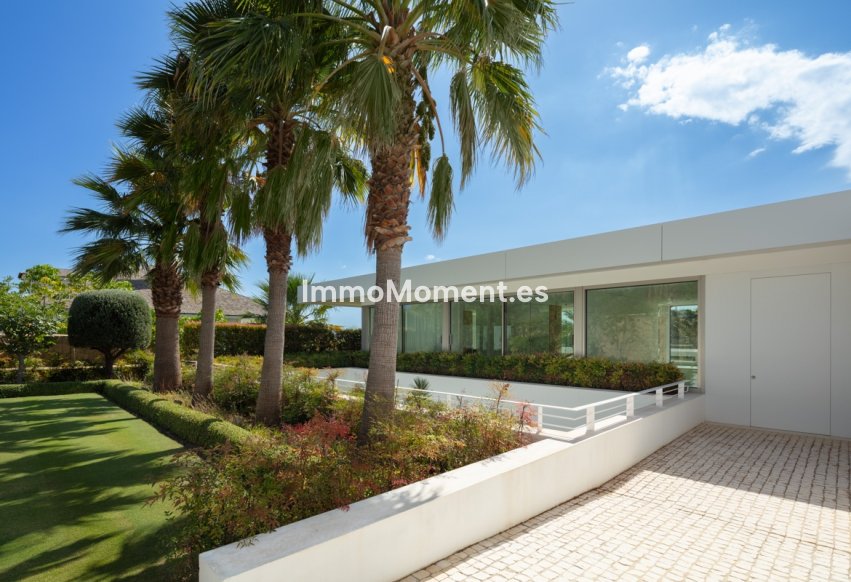 Obra nueva - Villa independiente - Casares