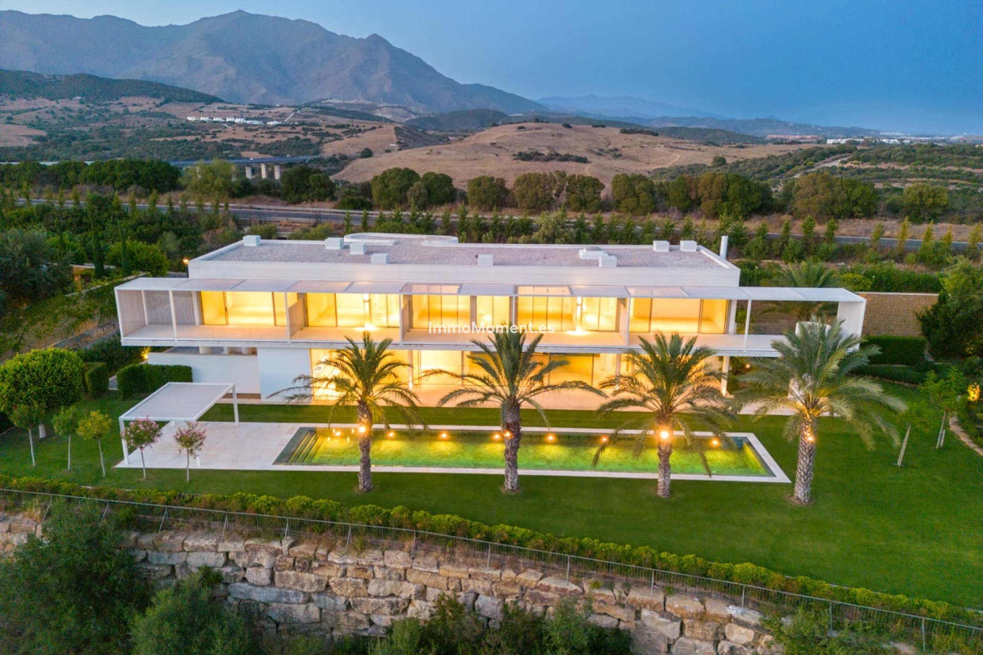 Obra nueva - Villa independiente - Casares