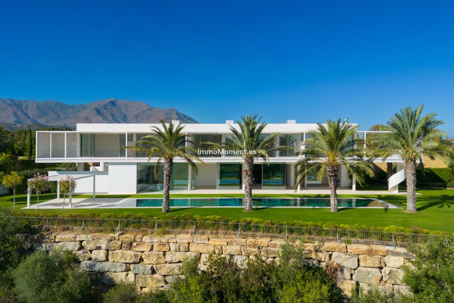 Obra nueva - Villa independiente - Casares