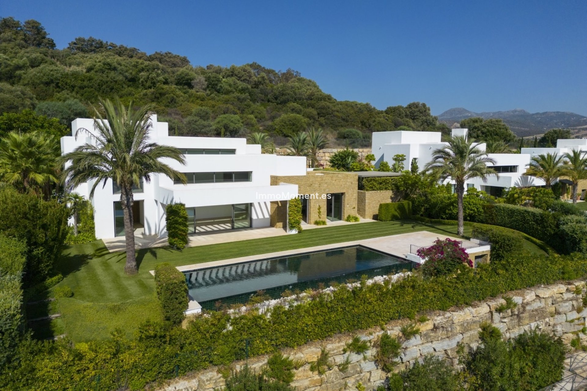 Obra nueva - Villa independiente - Casares