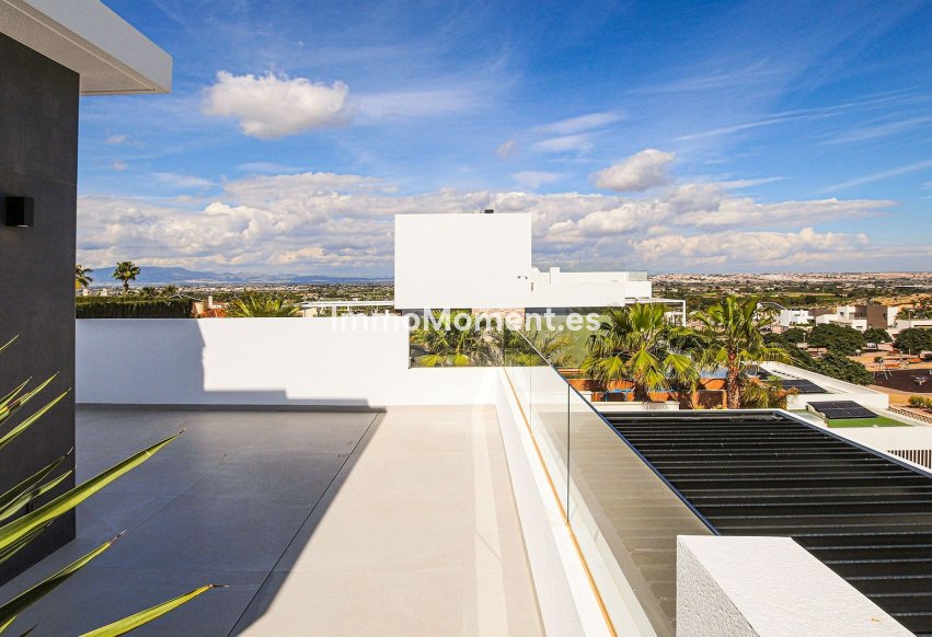 Obra nueva - Villa independiente - Ciudad Quesada