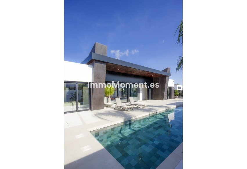Obra nueva - Villa independiente - Ciudad Quesada