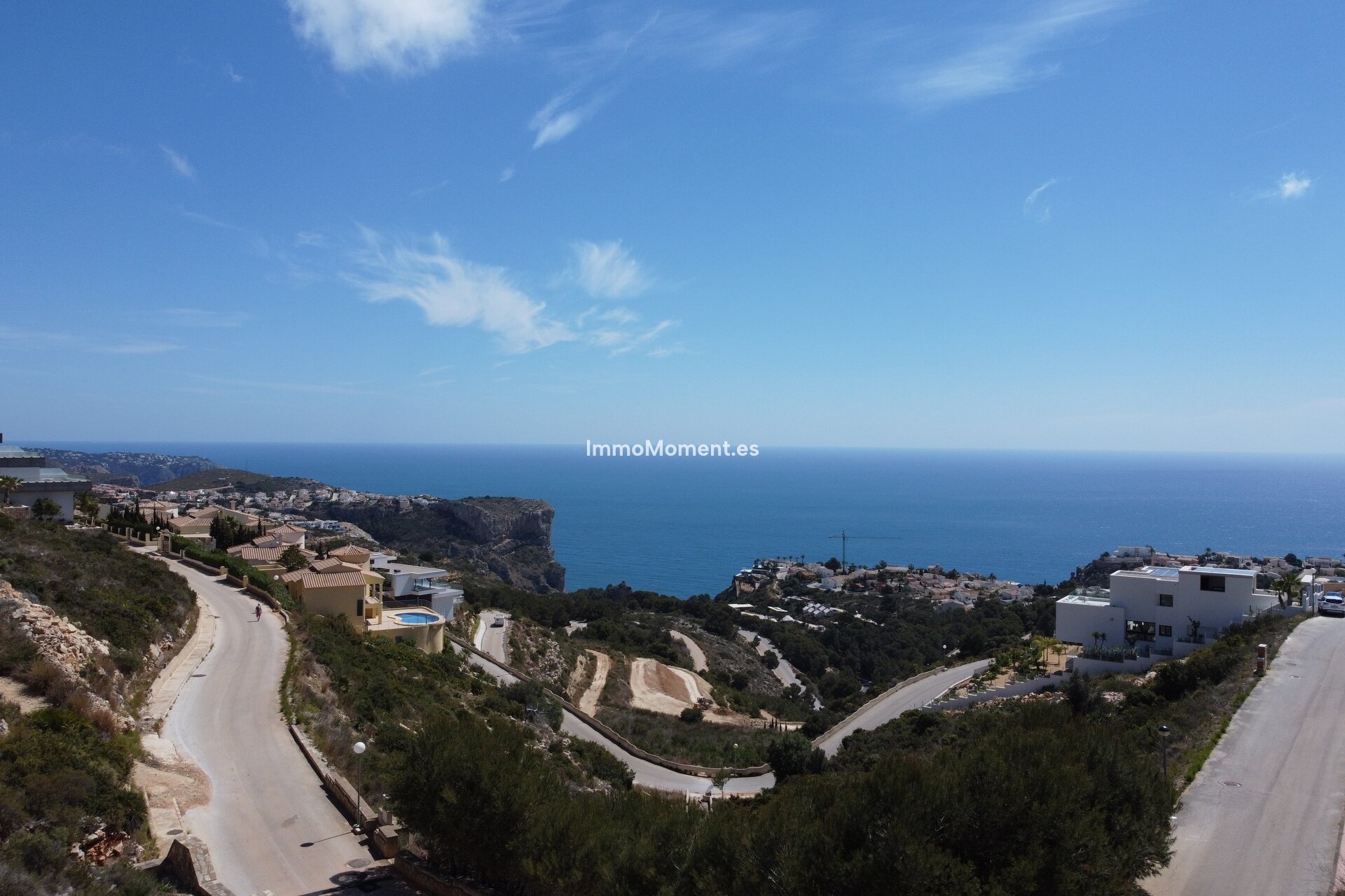 Obra nueva - Villa independiente - Cumbre del Sol