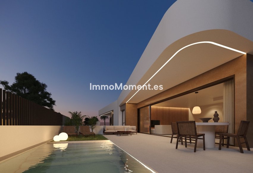Obra nueva - Villa independiente - Dolores