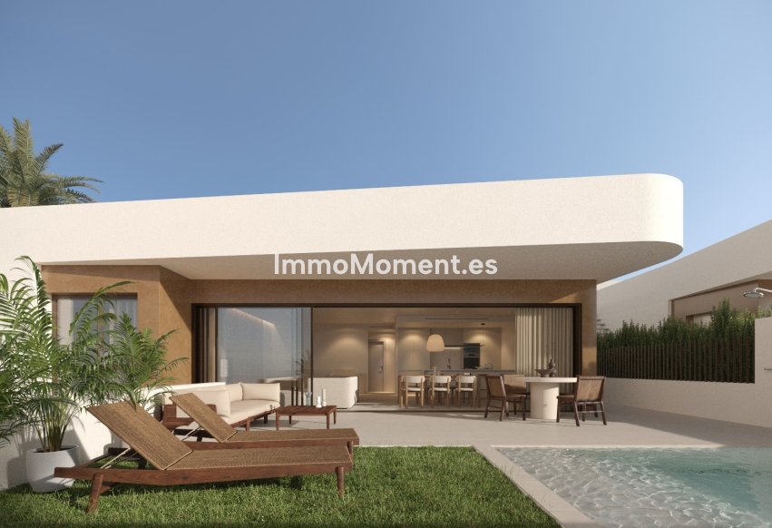 Obra nueva - Villa independiente - Dolores