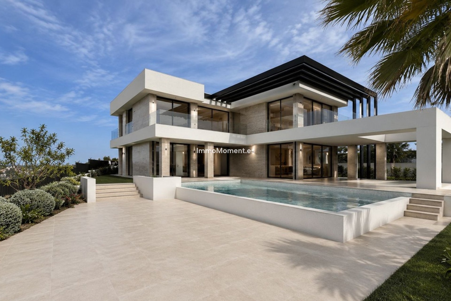 Obra nueva - Villa independiente - Estepona  - Estepona Centro