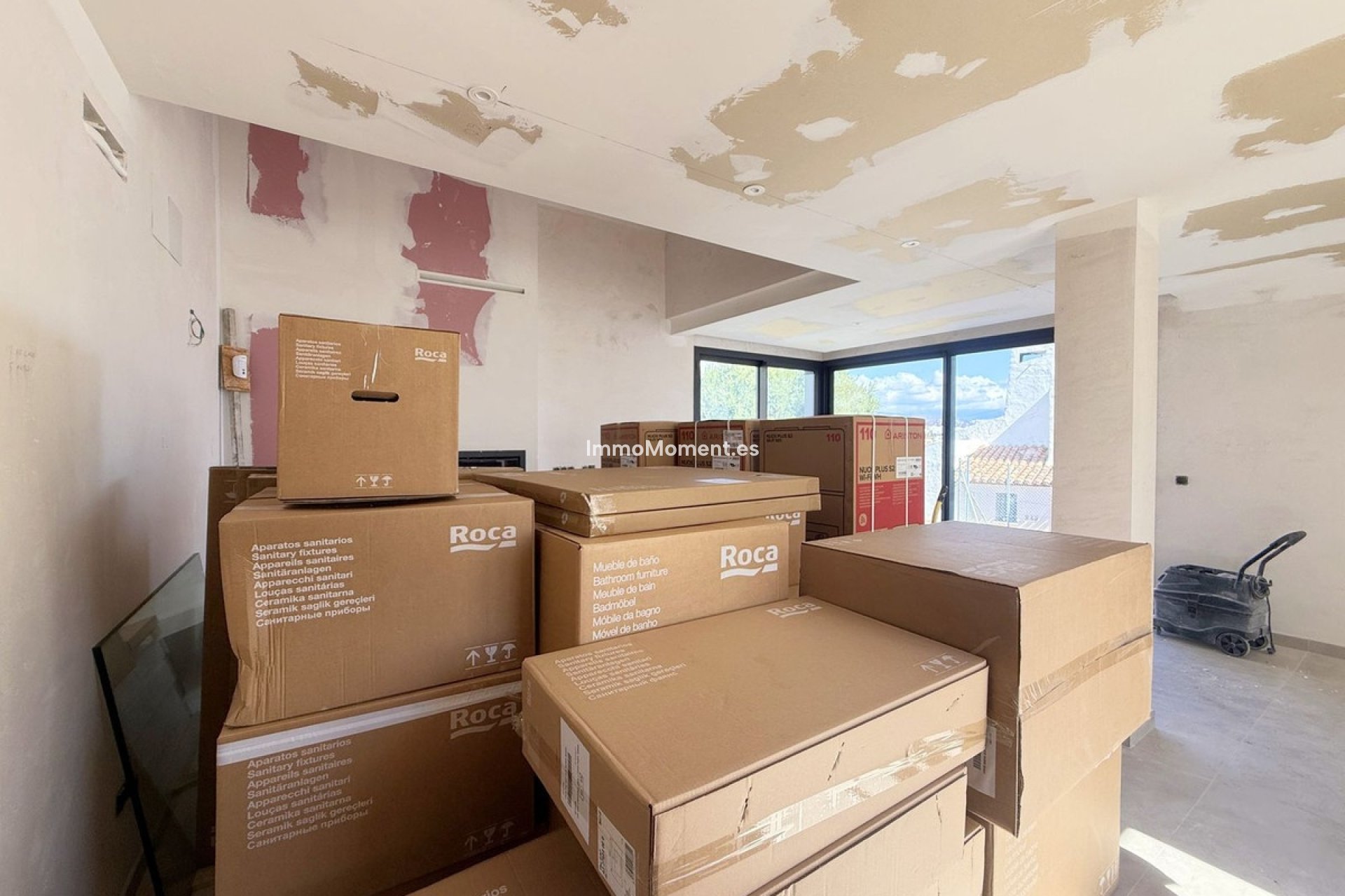 Obra nueva - Villa independiente - Estepona  - Estepona Centro