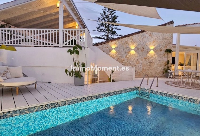 Obra nueva - Villa independiente - Estepona  - Estepona Centro