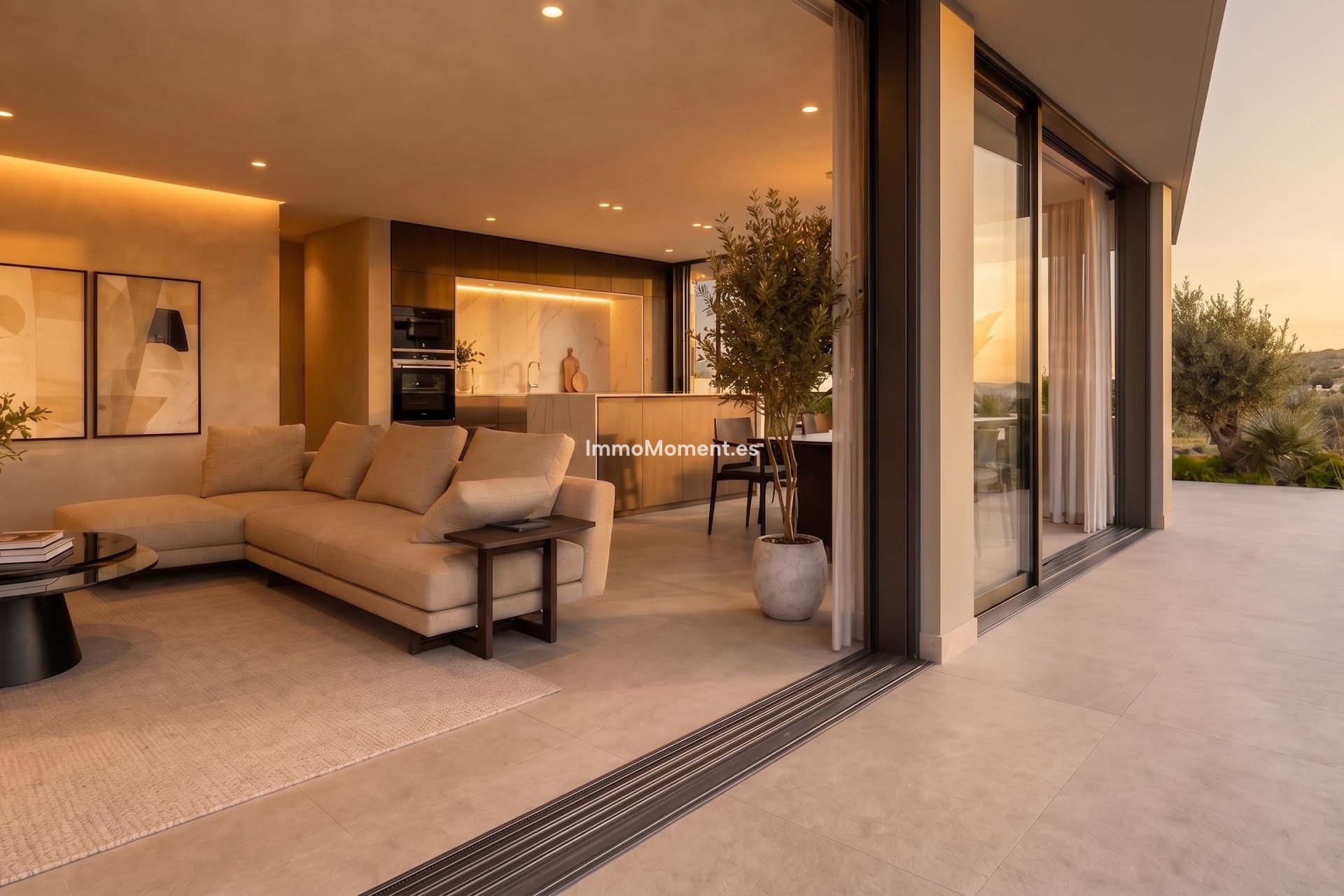 Obra nueva - Villa independiente - Estepona  - Estepona