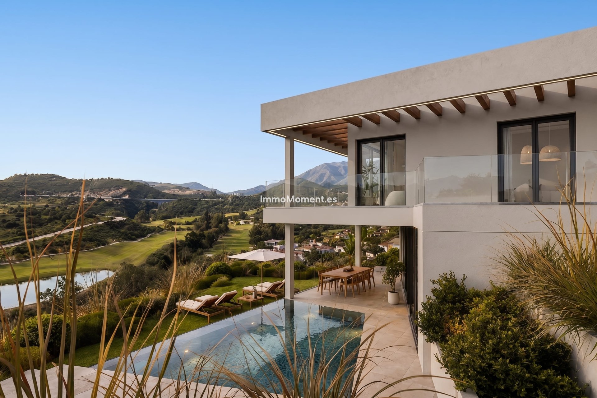 Obra nueva - Villa independiente - Estepona  - Estepona