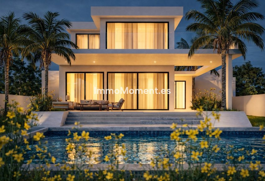 Obra nueva - Villa independiente - Estepona  - Estepona