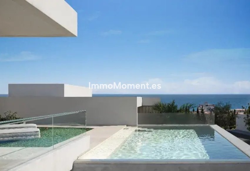 Obra nueva - Villa independiente - Estepona  - Estepona