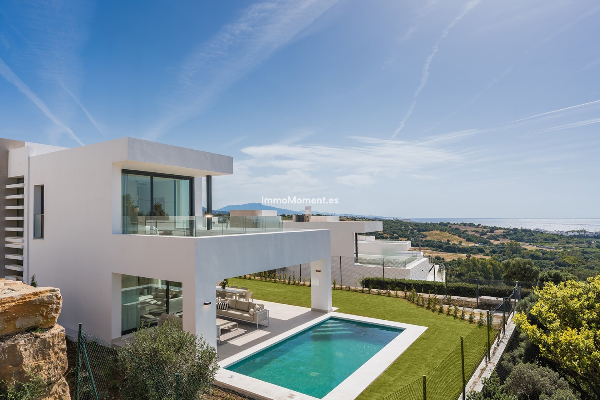 Obra nueva - Villa independiente - Estepona  - Estepona