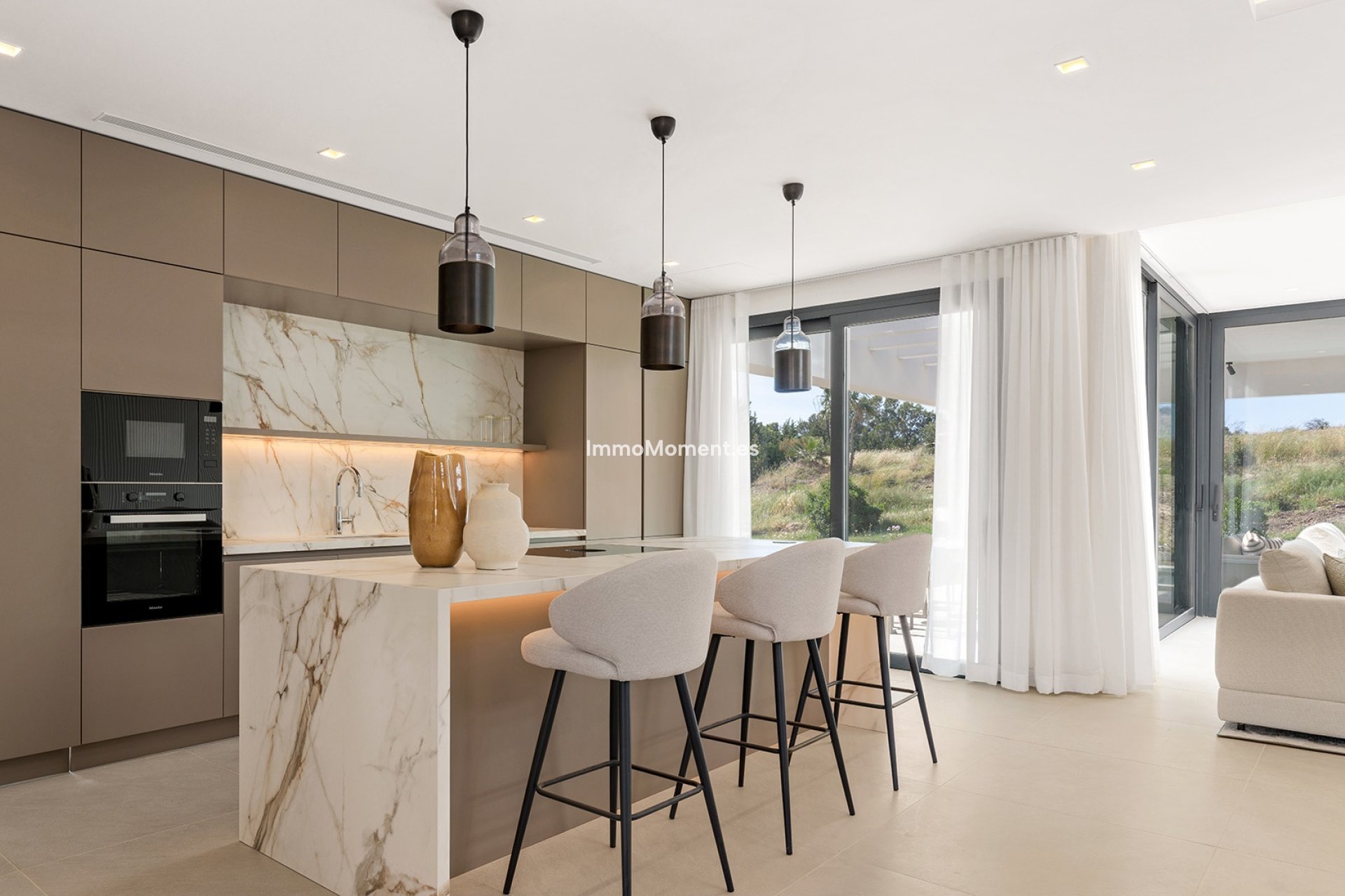 Obra nueva - Villa independiente - Estepona  - Estepona