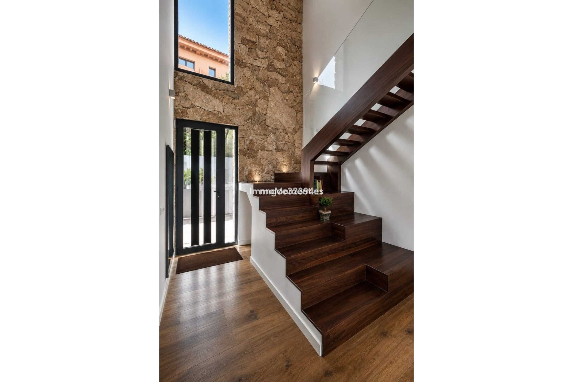 Obra nueva - Villa independiente - Estepona  - New Golden Mile