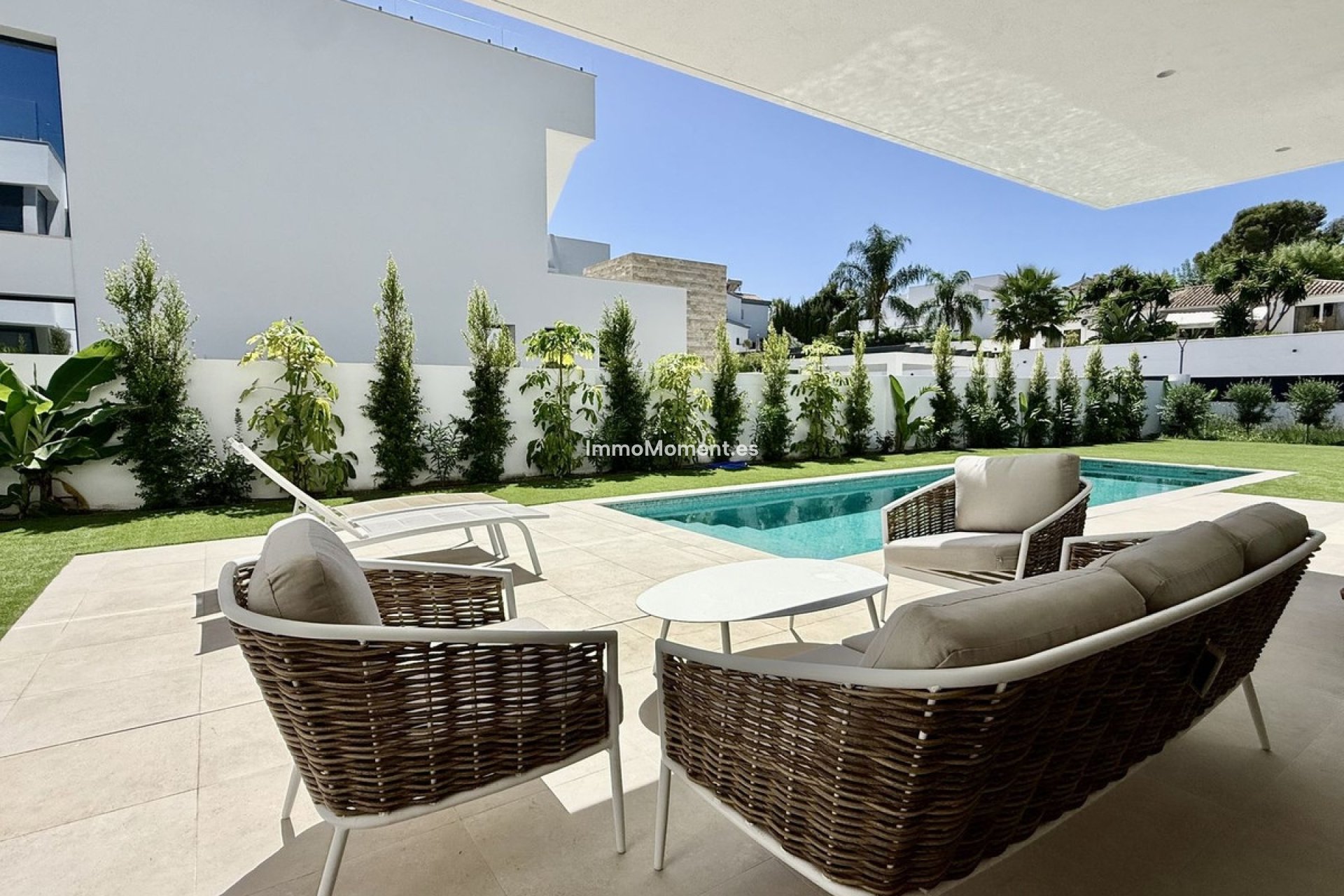 Obra nueva - Villa independiente - Estepona  - New Golden Mile