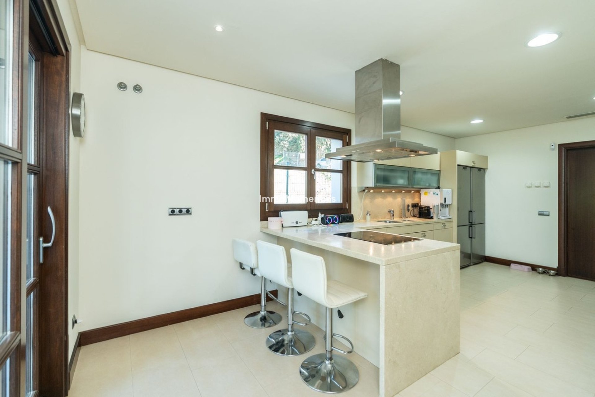 Obra nueva - Villa independiente - Estepona  - New Golden Mile