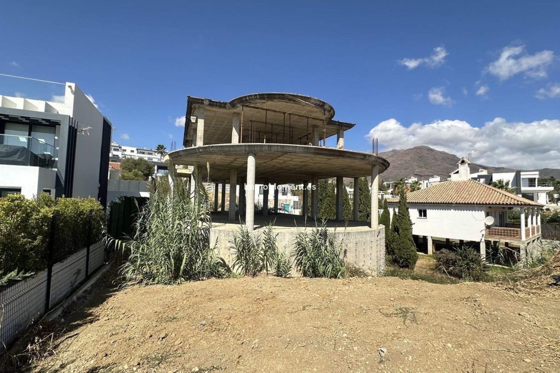 Obra nueva - Villa independiente - Estepona  - Valle Romano