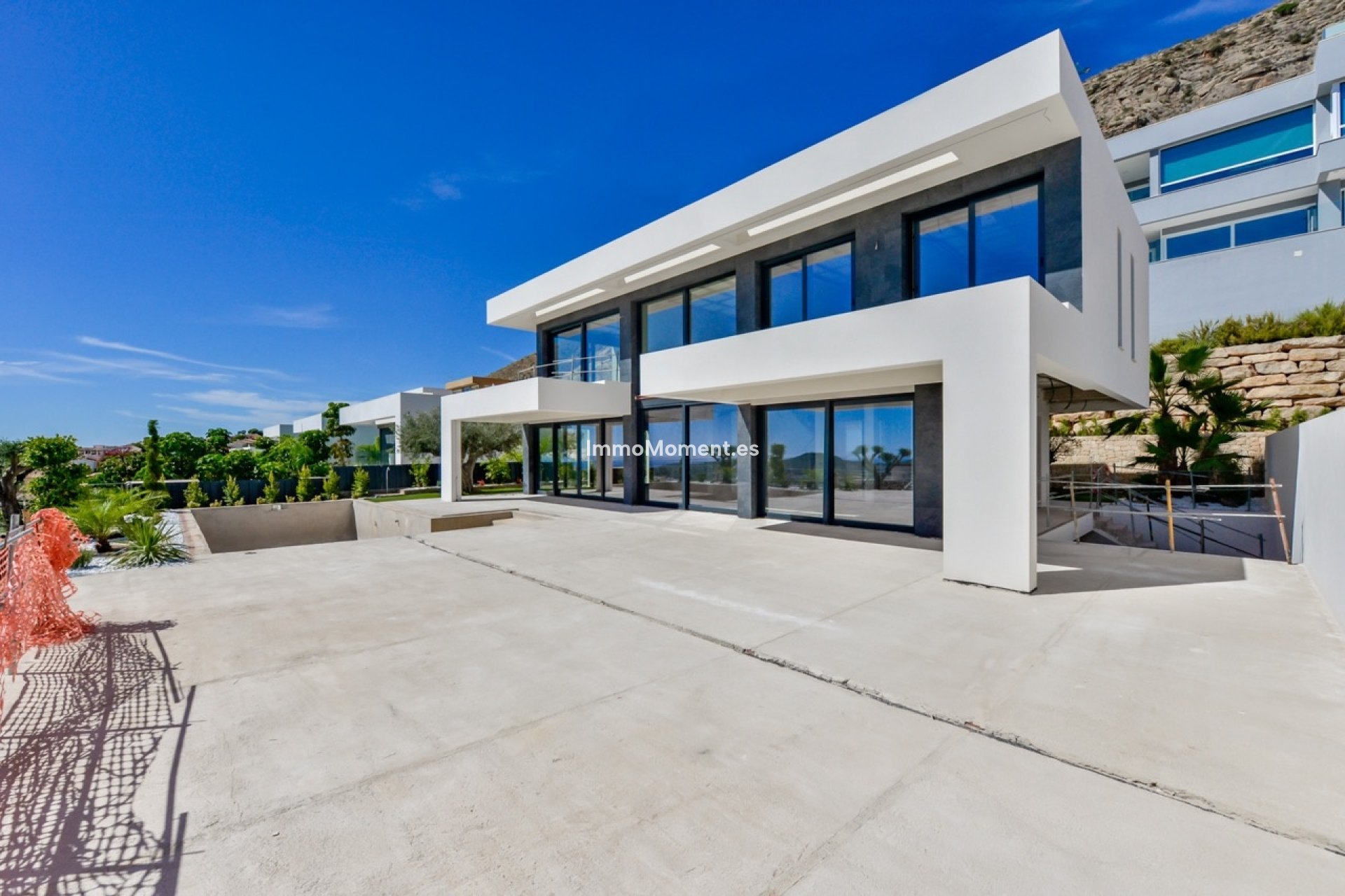 Obra nueva - Villa independiente - Finestrat