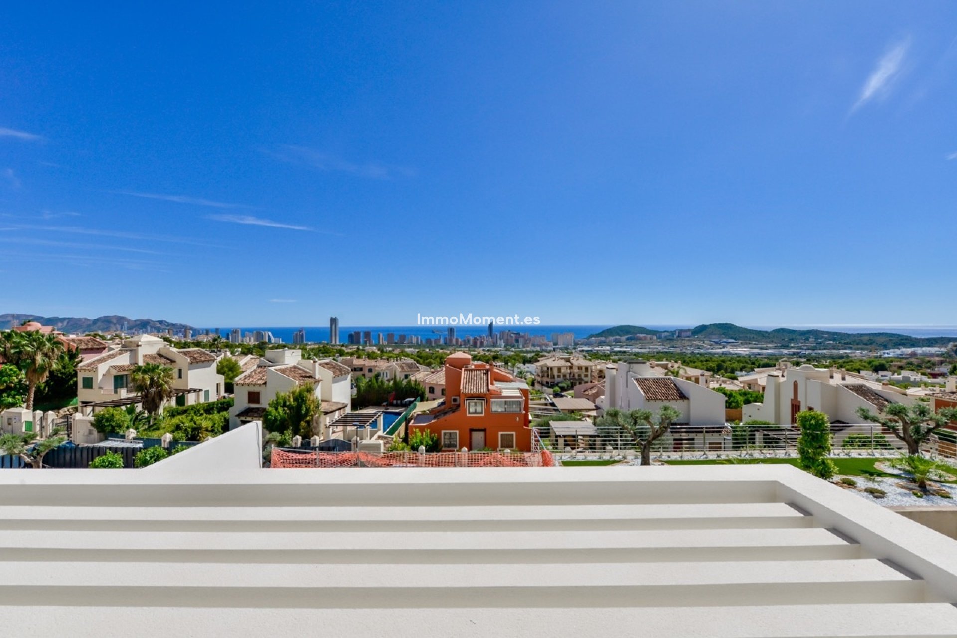 Obra nueva - Villa independiente - Finestrat