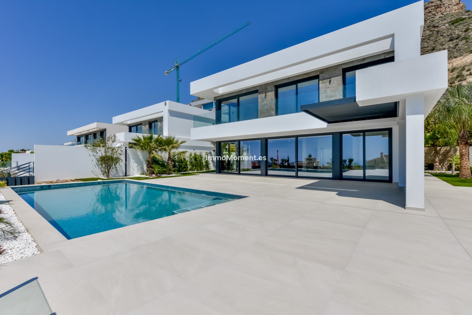 Obra nueva - Villa independiente - Finestrat
