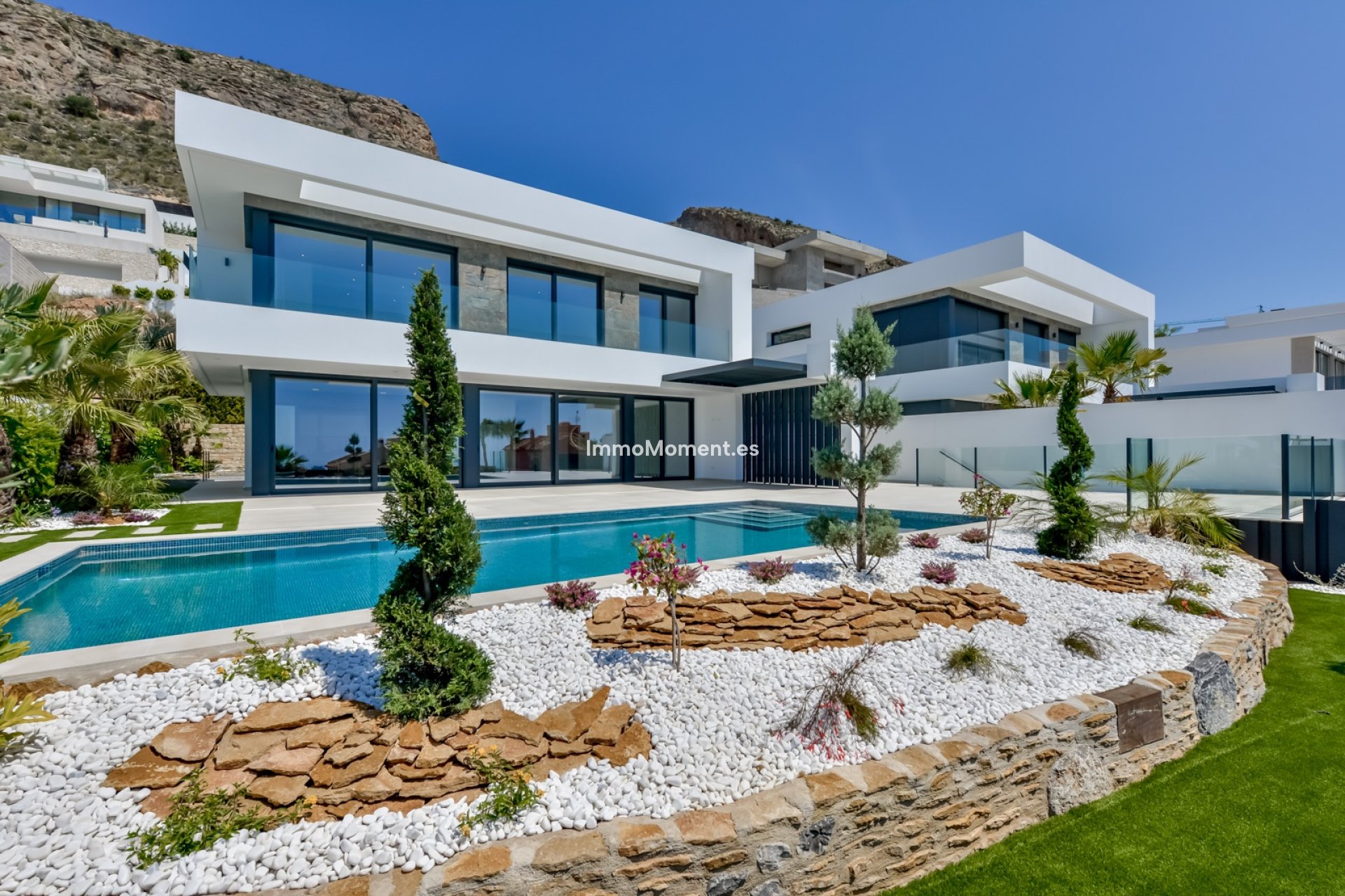 Obra nueva - Villa independiente - Finestrat