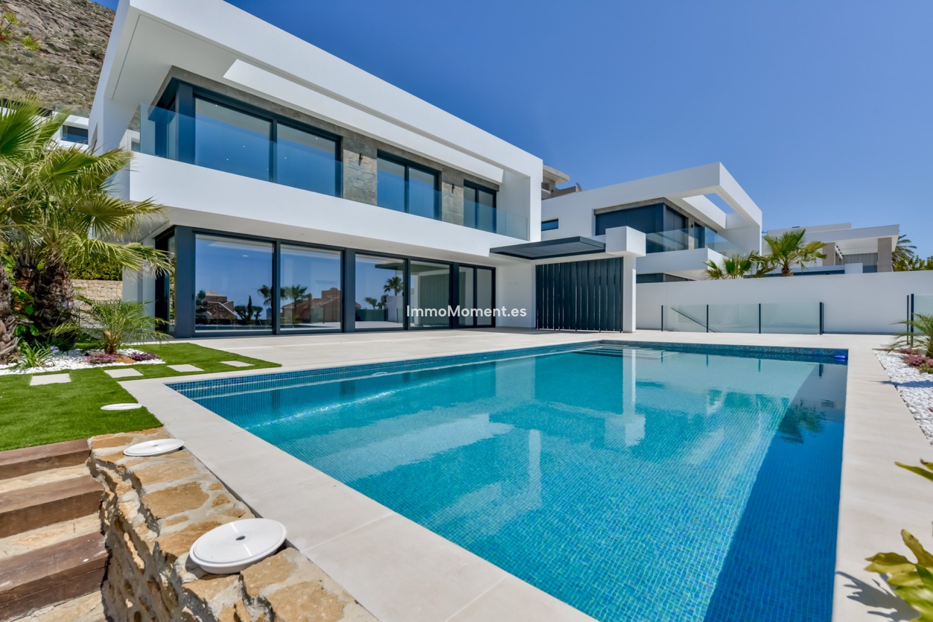 Obra nueva - Villa independiente - Finestrat