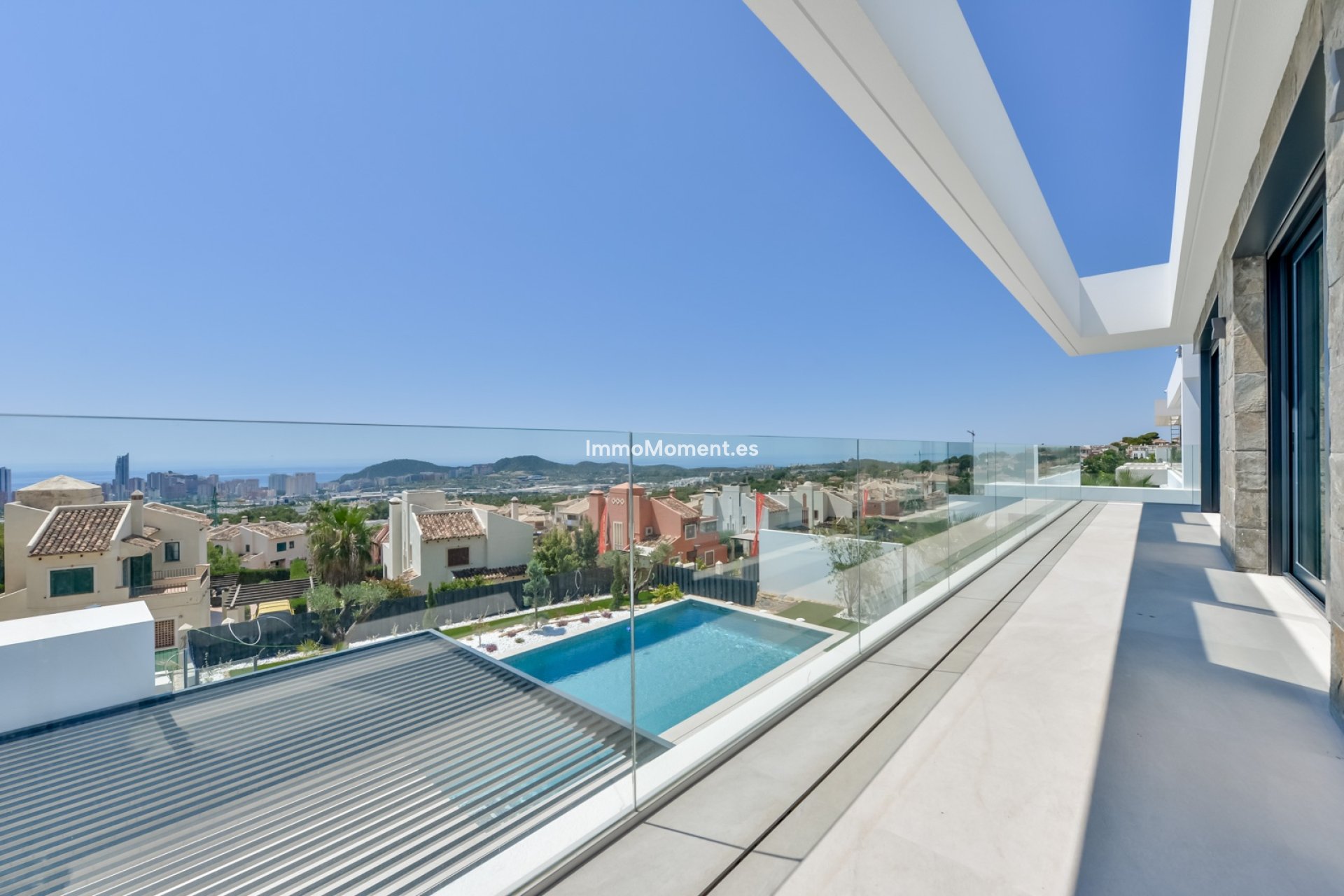 Obra nueva - Villa independiente - Finestrat