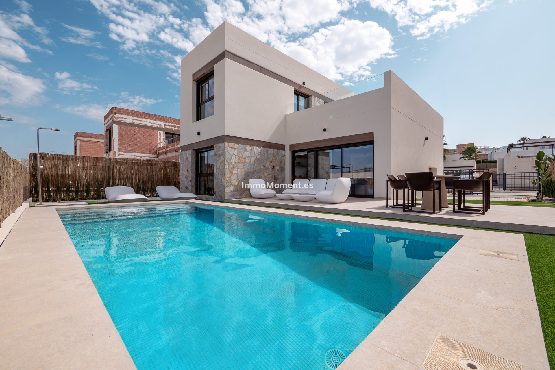 Obra nueva - Villa independiente - La Finca Golf