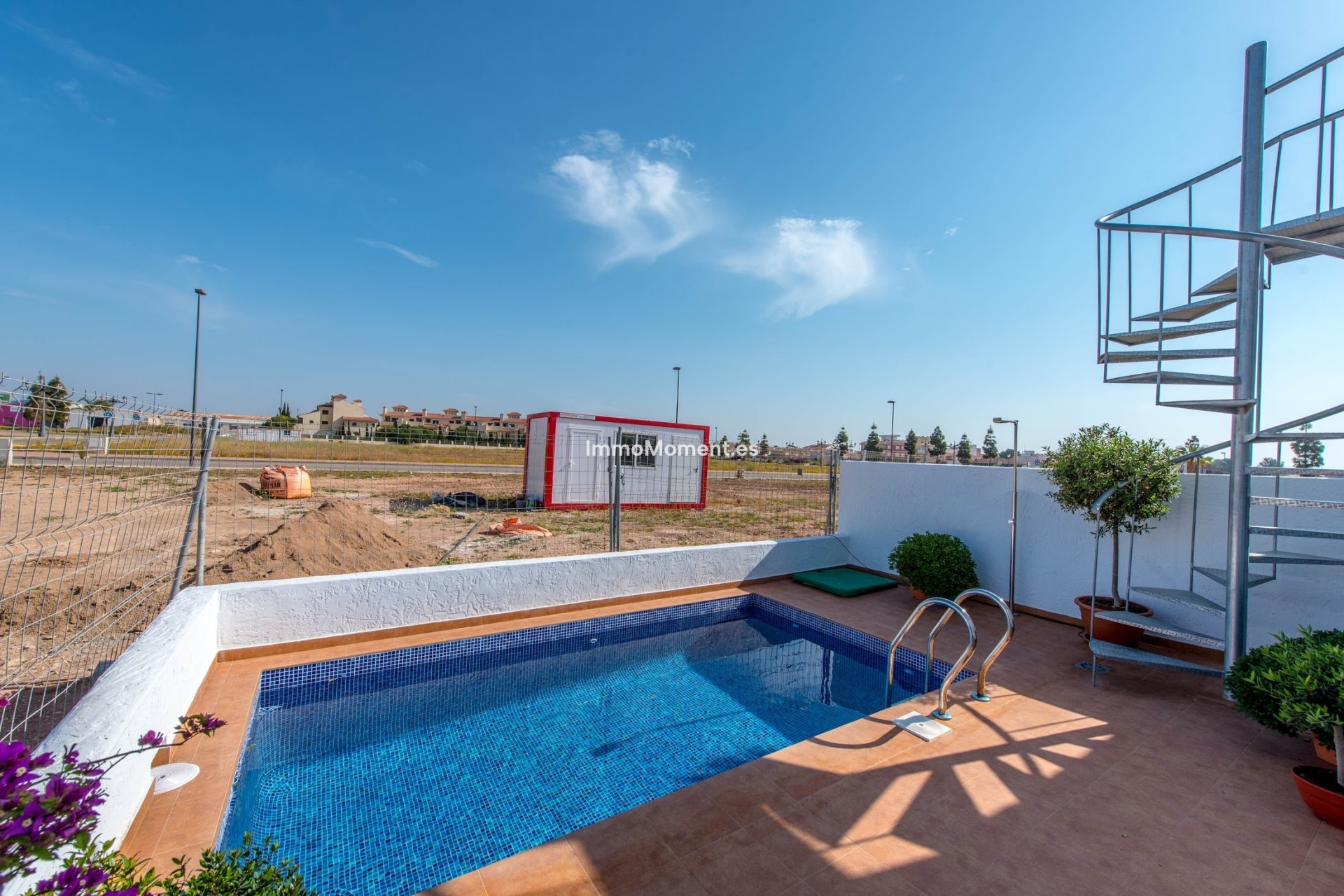 Obra nueva - Villa independiente - Los Alcázares