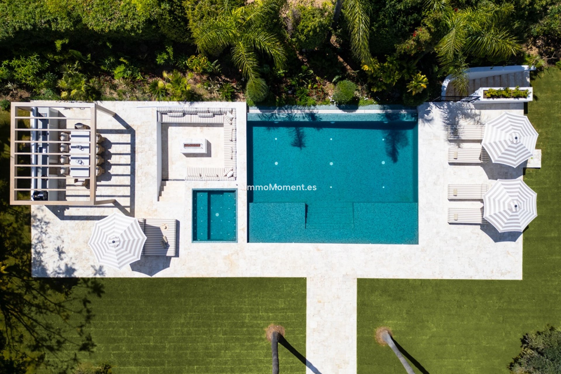 Obra nueva - Villa independiente - Marbella