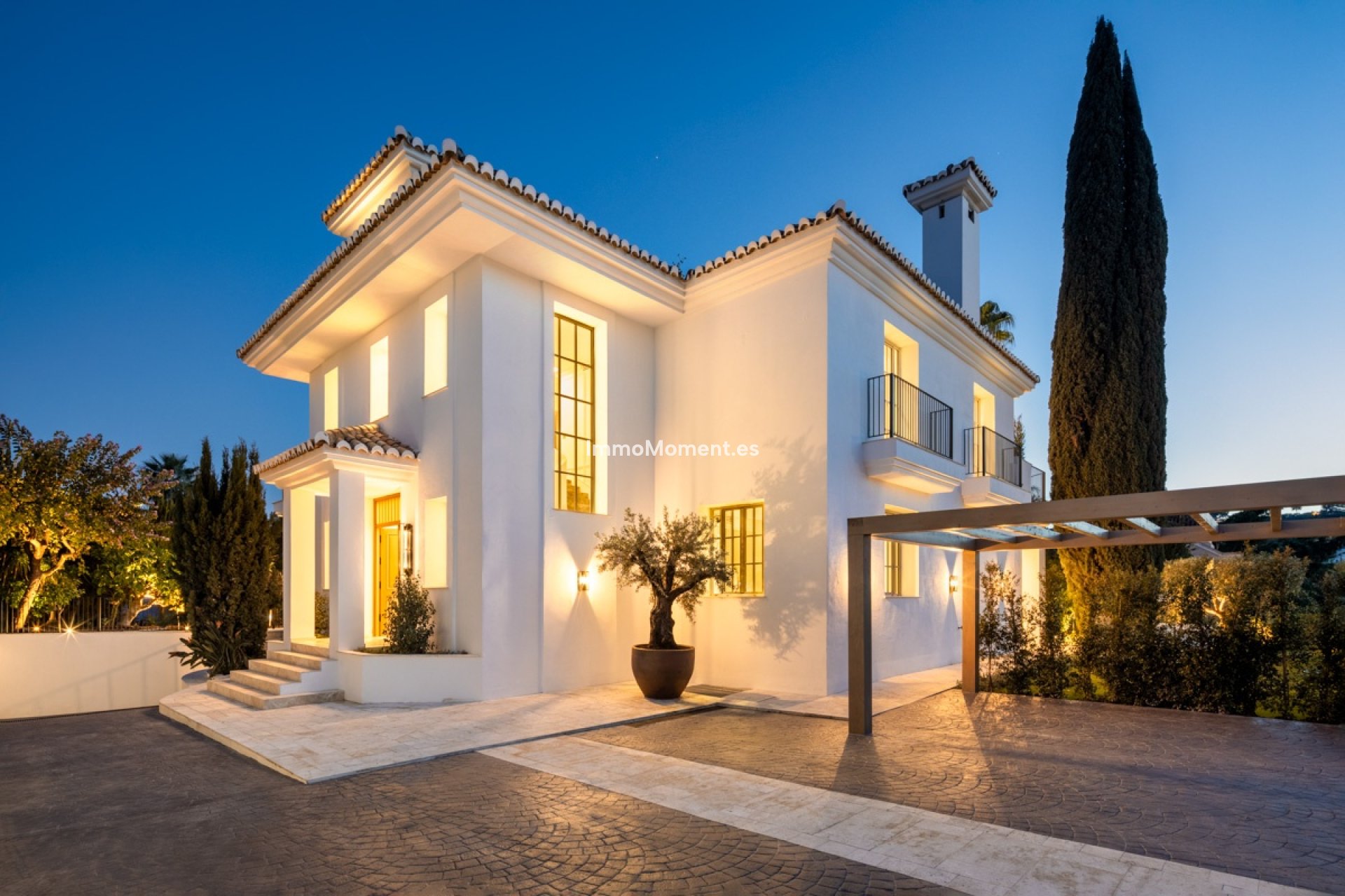Obra nueva - Villa independiente - Marbella