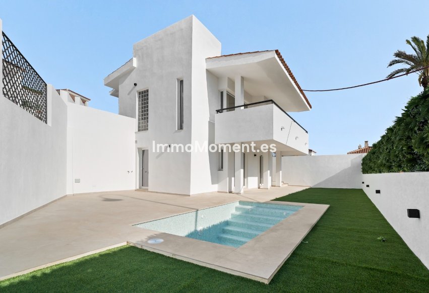 Obra nueva - Villa independiente - Mijas