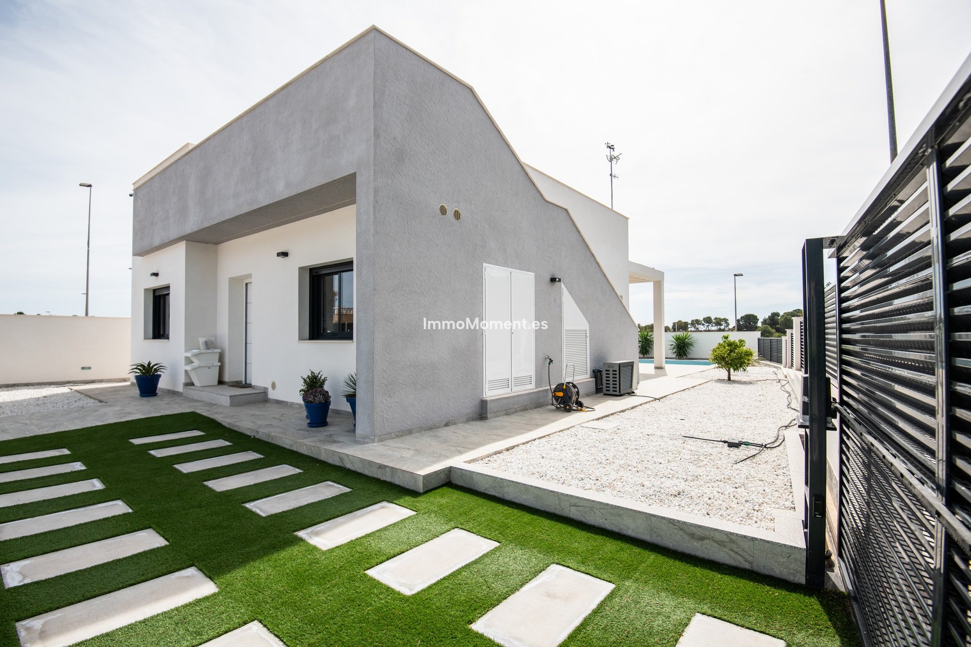 Obra nueva - Villa independiente - Pinar de Campoverde