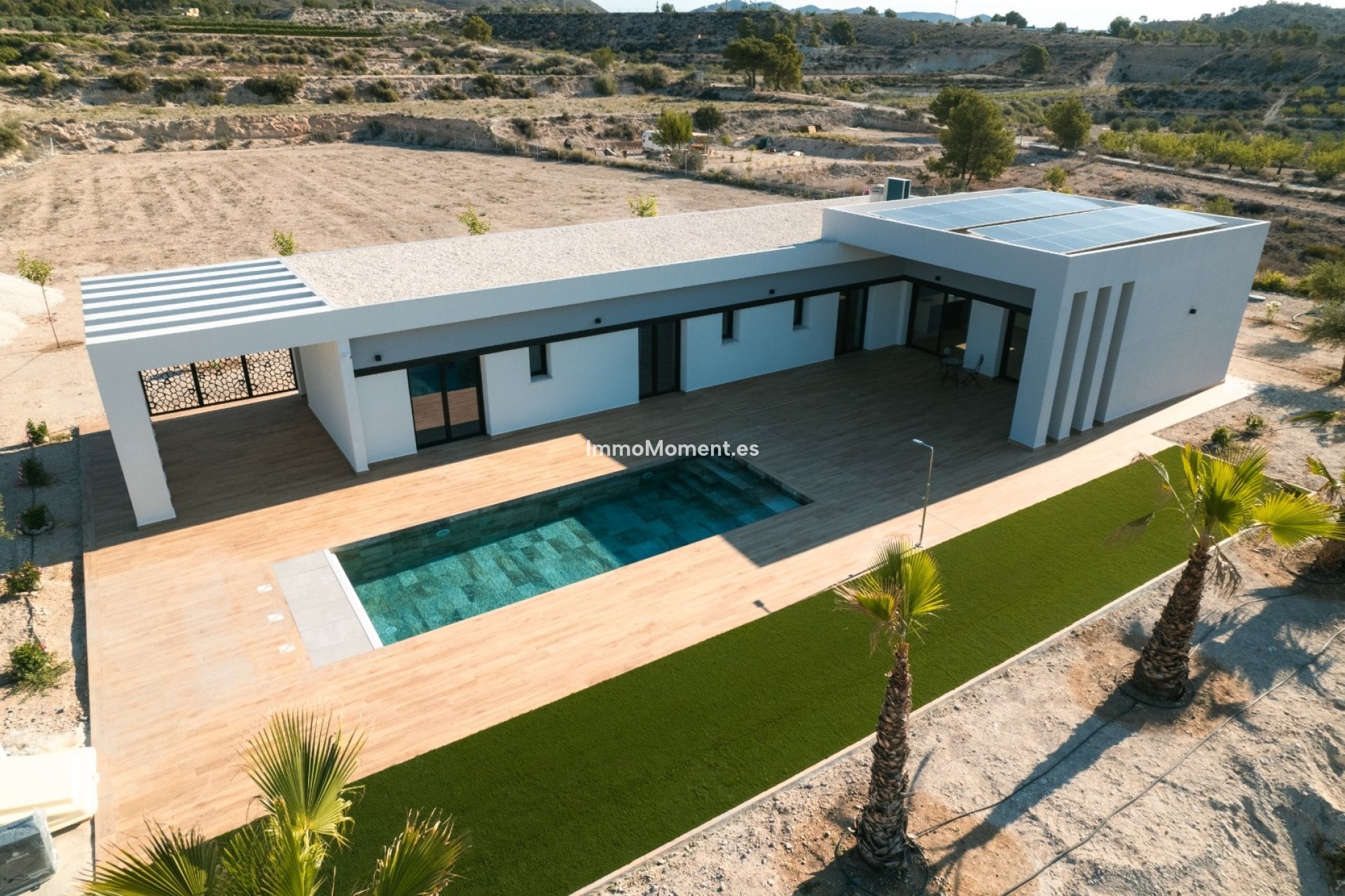 Obra nueva - Villa independiente - Pinoso