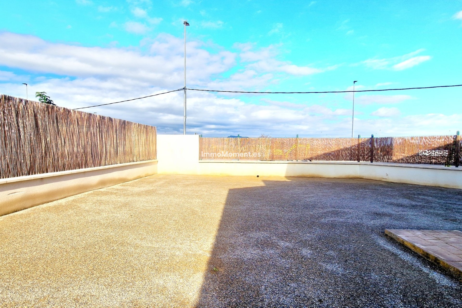 Obra nueva - Villa independiente - Purias