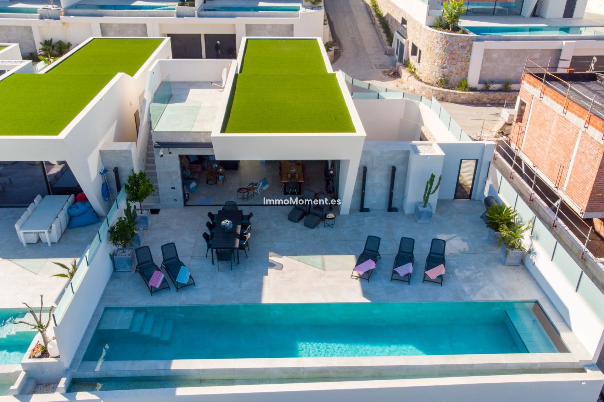 Obra nueva - Villa independiente - Rojales
