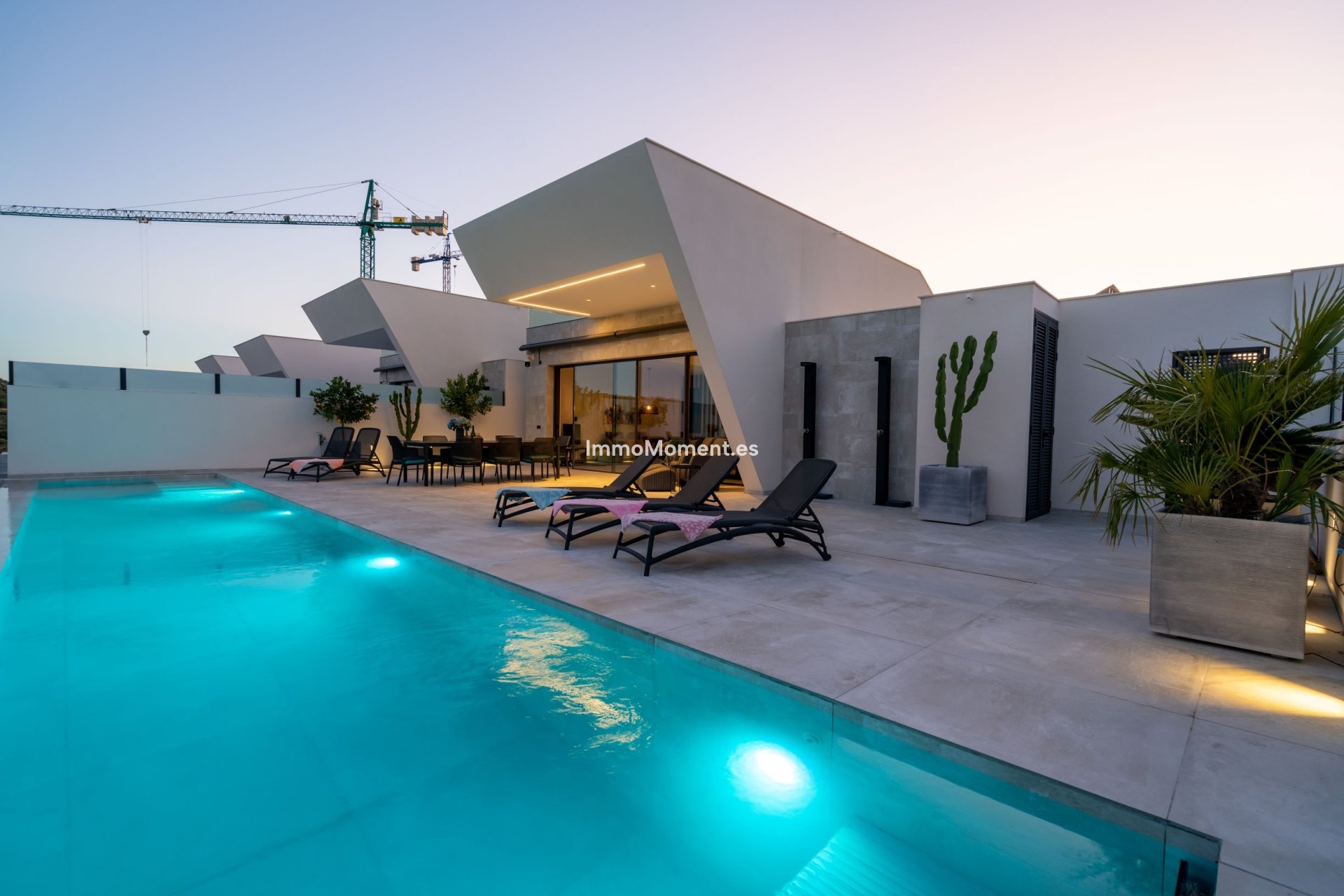 Obra nueva - Villa independiente - Rojales