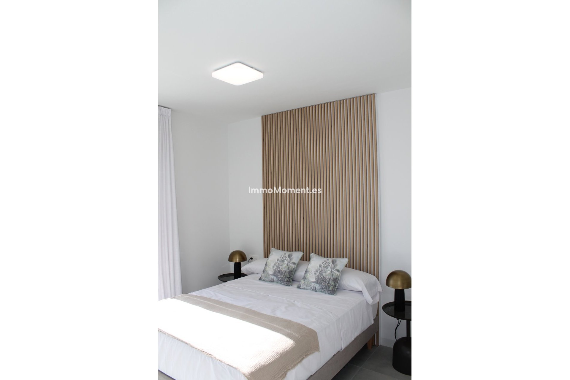 Obra nueva - Villa independiente - Roldán